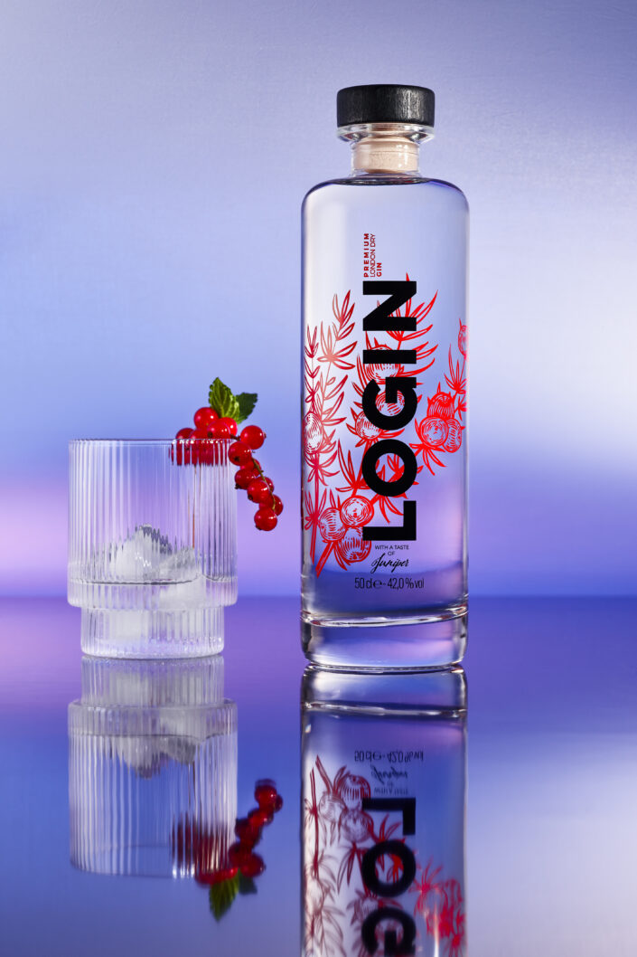 articusroettgen-roettgen-gin-login-vallendar-tonic-drinc-alcohol-flasche-still-produkt